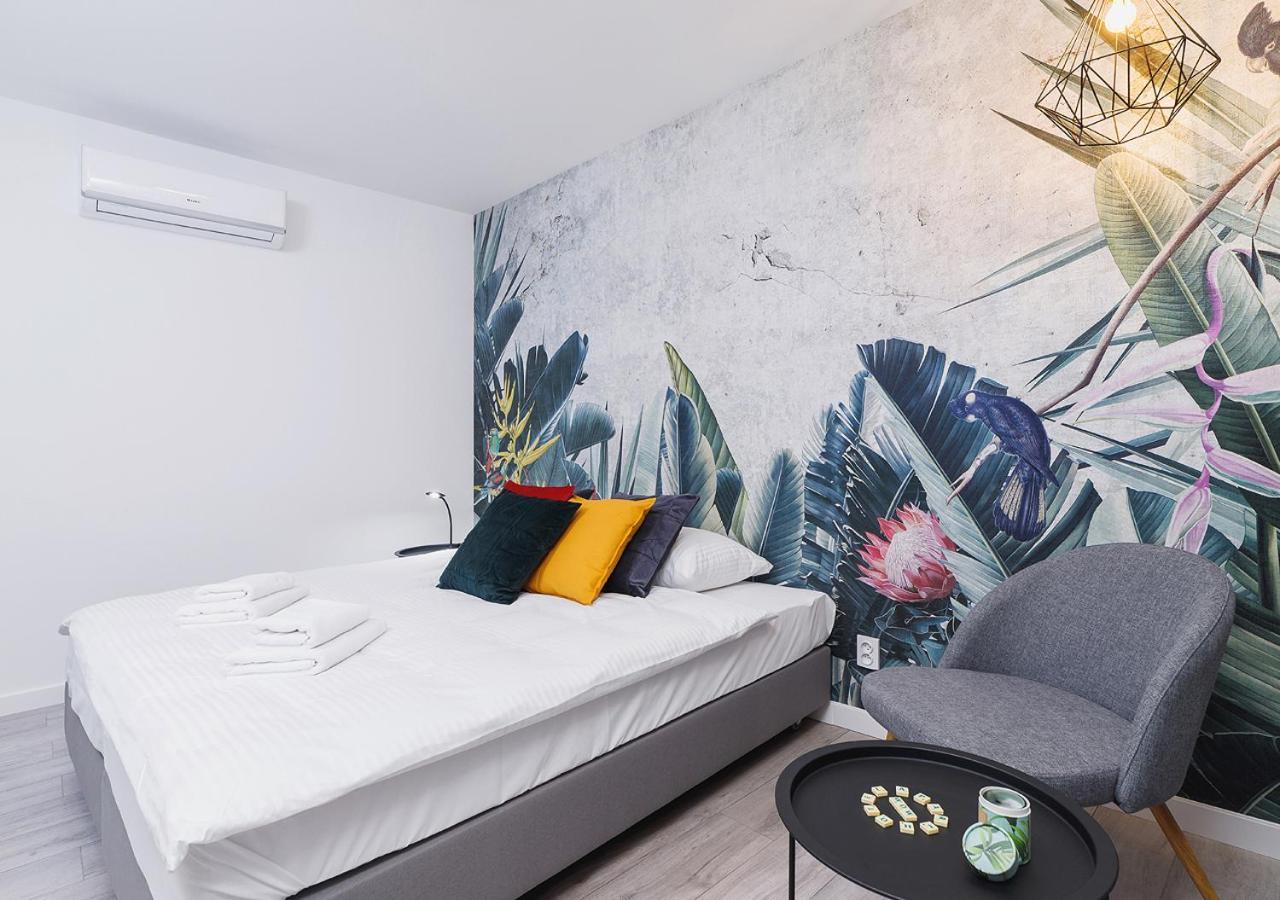 Wow! Aparthotel By Krakowmyplace Extérieur photo