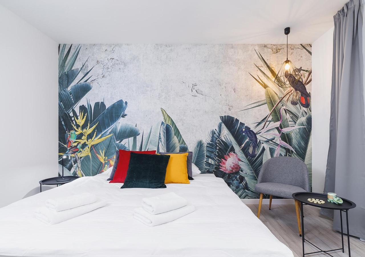 Wow! Aparthotel By Krakowmyplace Extérieur photo